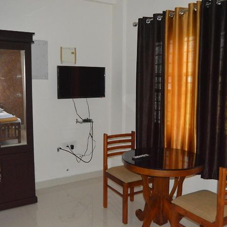 Coral Homes Kochi Luaran gambar