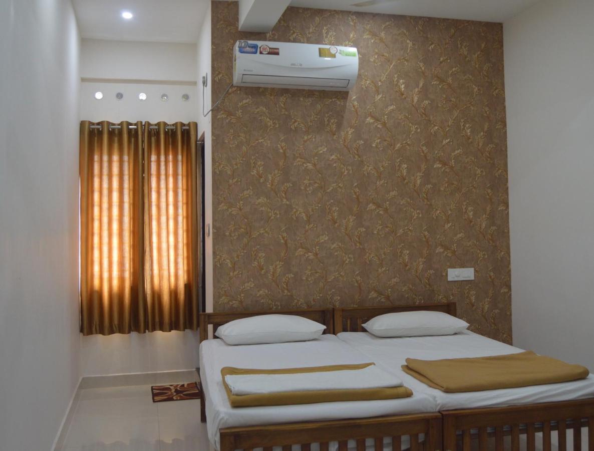 Coral Homes Kochi Luaran gambar