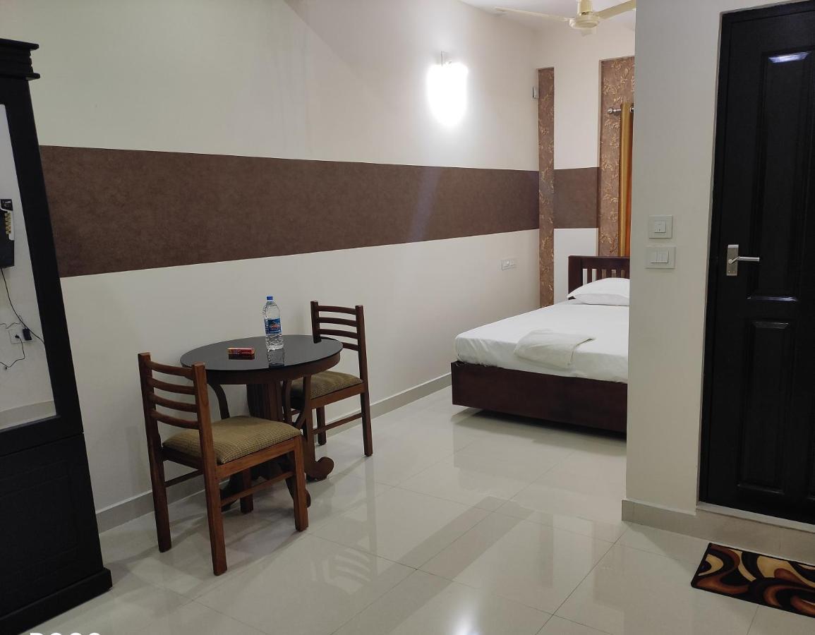 Coral Homes Kochi Luaran gambar