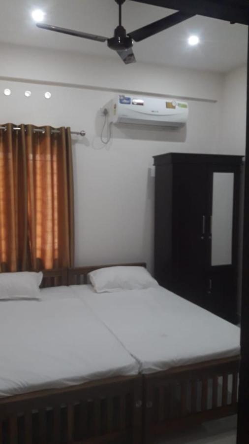 Coral Homes Kochi Luaran gambar